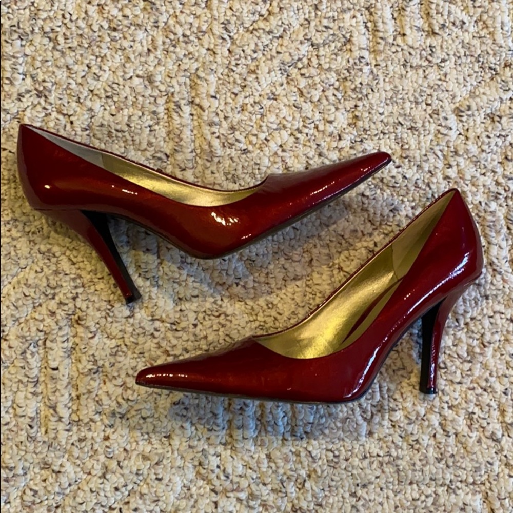 Nine West Candy Apple Red Pumps
